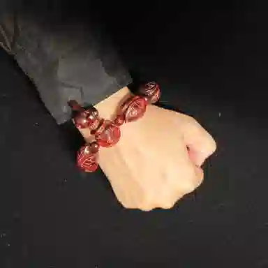 冠莎 精工雕刻正浓阳红高油高密佛珠 招财进宝纳福富甲天下福卦 国风善财转运文玩 紫檀属 木作手串 男女同款情侣款