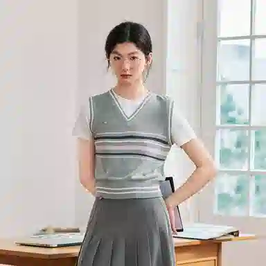 ZIHAN T