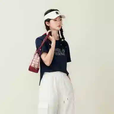 ZIHAN T