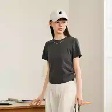 ZIHAN T
