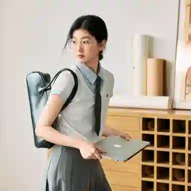 ZIHAN T
