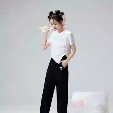 ZIHAN T