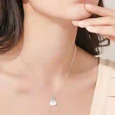 庆大福 福袋钱币锁骨链   新中式 温润细腻平安扣 国潮国风小众高级设计#好运 玉髓 项链 女款