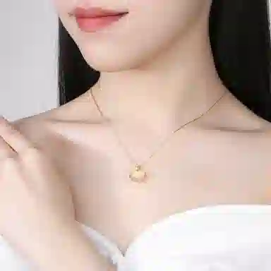 庆大福 如意相思豆    国潮新中式设计感小众轻奢喜乐平安现小众精致高级感#好运 玉髓 项链 女款