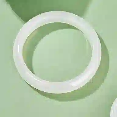 【精选高品质】 熊银匠 经典白月光 古色古香 新中式国潮古典气质宫廷风美人贵妃镯旗袍汉服国风氛围感 温婉典雅素玉镯 玉髓 手镯 女款