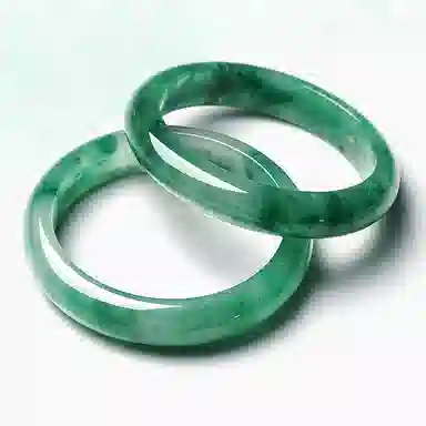 【甄选青翠】 熊银匠 云山翠 独龙玉 温婉美人贵妃镯 新中式古色古香古风雅韵灵动飘花玉镯子 国风气质旗袍汉服贵气感 非洲翠 手镯 女款