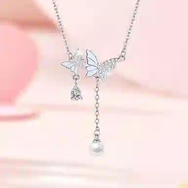 925
