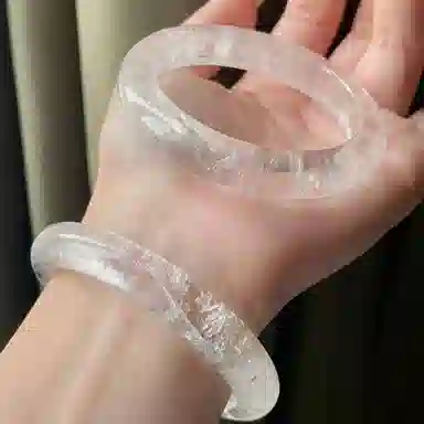 【净化能量】 熊银匠 白月光水晶之恋 新中式国风梦幻通透天然飘花 白幽灵纯净能量古风汉服旗袍贵妃美人镯天然 白水晶 手镯 女款