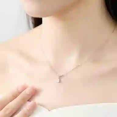 S925