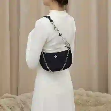 lululemon 1L City Essentials