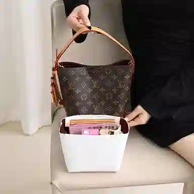 LOUIS VUITTON AII In BB ALL IN BB16
