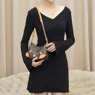 Louis Vuitton Nano Boulogne 19 Mini