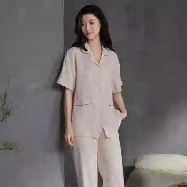 欧迪芬 高级简约短袖格纹常规翻领长裤睡衣套装 女款
