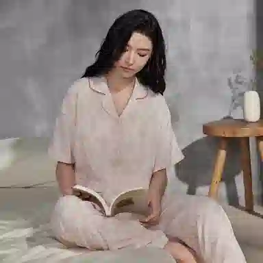 欧迪芬 高级简约短袖格纹常规翻领长裤睡衣套装 女款