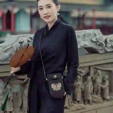 良锦记 桑蚕丝手机包女款新中式国风优雅气质多色