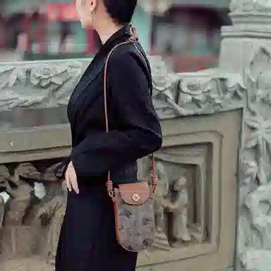 良锦记 桑蚕丝手机包女款新中式国风优雅气质多色