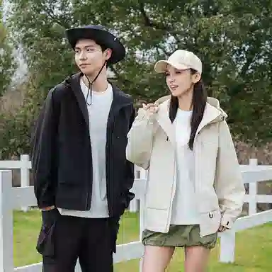 鸭鸭 户外露营短款连帽时尚休闲夹克外套 男女同款