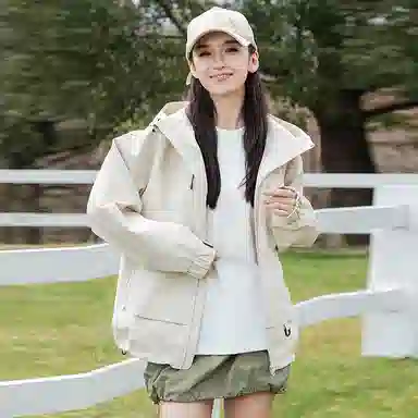 鸭鸭 户外露营短款连帽时尚休闲夹克外套 男女同款