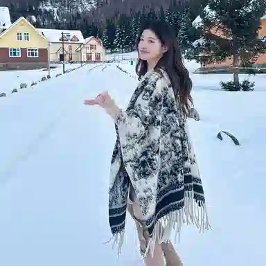 浪莎 复古名族风水墨画双面宽松流苏百搭保暖上衣外搭 聚酯纤维 披肩 女款