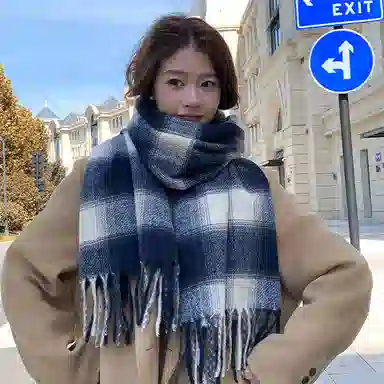 浪莎 韩系复古格纹氛围感学生保暖百搭 心动礼盒装 聚酯纤维 绒线围巾 男女同款情侣款
