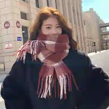浪莎 韩系复古格纹氛围感学生保暖百搭 心动礼盒装 聚酯纤维 绒线围巾 男女同款情侣款