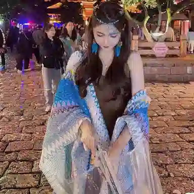 浪莎 云南青海西藏西北草原旅游拍照民族风斗篷超大加厚空调毯 披肩 女款