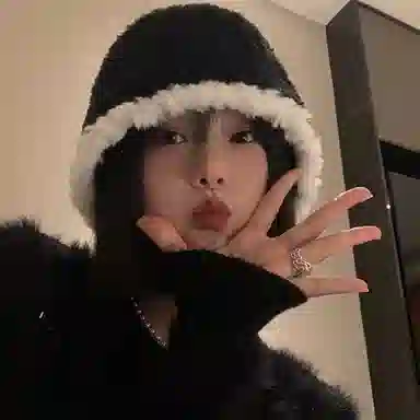 浪莎 黑色毛绒水桶帽秋冬季韩版显脸小大头围保暖 腈纶 渔夫帽 女款