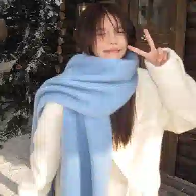 【文艺出片】 浪莎 超有氛围感加厚纯色马海毛围脖百搭流苏设计保暖披肩 心动礼盒装 聚酯纤维 绒线围巾 男女同款情侣款