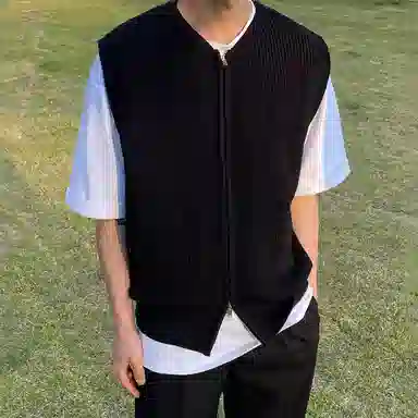 SHANTREE Zip Knit Sweater