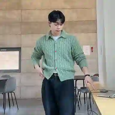 SHANTREE Knit Cardigan