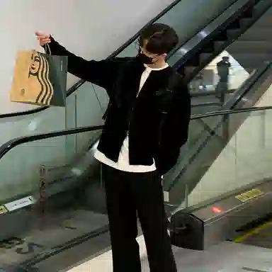 SHANTREE Retro Oversized Knit Sweater