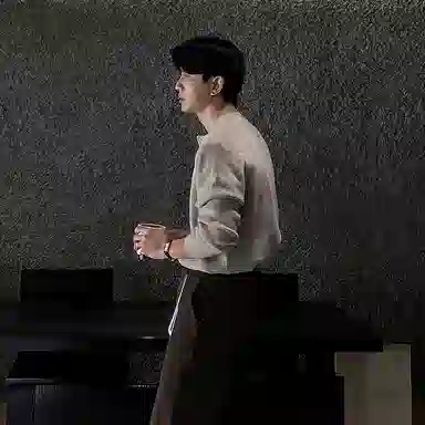 SHANTREE Round Neck Cardigan Knitwear