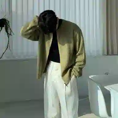 SHANTREE Retro Oversized Knit Sweater