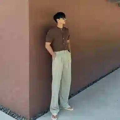 SHANTREE Summer Retro Crewneck Tee Khaki