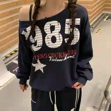 桴生 美式复古斜肩露肩宽松百搭印花上衣卫衣 女款