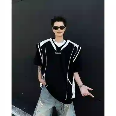 MIIRACER Retro V-Neck T-Shirt Black