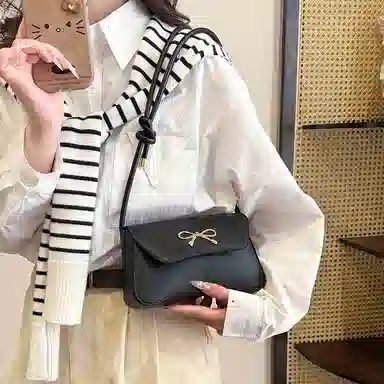 Miss Angel Bow Shoulder Bag