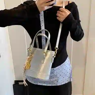 Miss Angel Bucket Bag