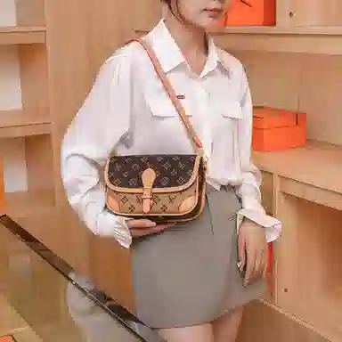 Miss Angel Vintage Crossbody Bag