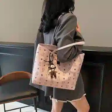 Miss Angel PU Tote