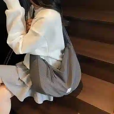 Miss Angel Dumpling Bag