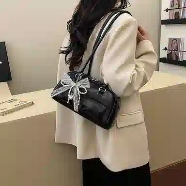 Miss Angel Bowling Bag