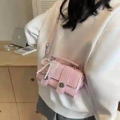 Miss Angel Boston Pillow Bag