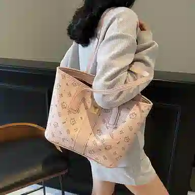 Miss Angel ins PU
