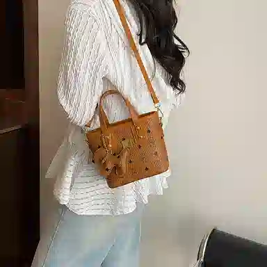 Miss Angel ins PU