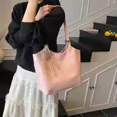 Miss Angel PU Tote