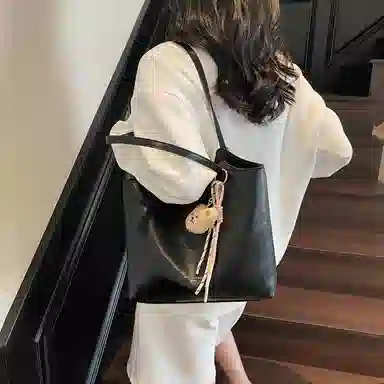 Miss Angel PU Tote