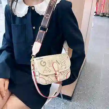 Miss Angel Vintage Crossbody Bag