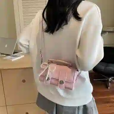 Miss Angel Boston Pillow Bag