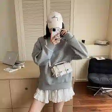 Miss Angel Boston Pillow Bag